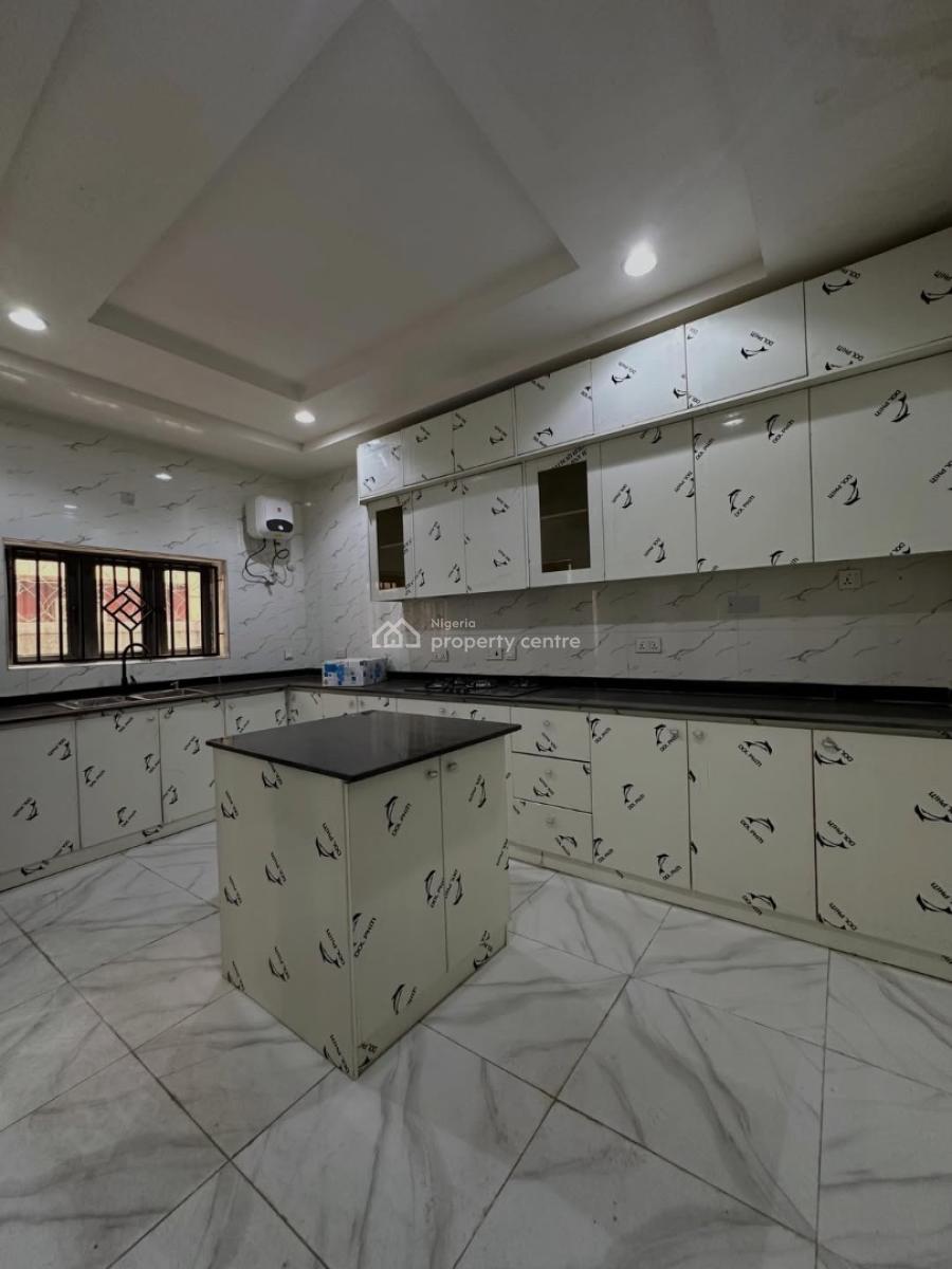 New 5 Bedroom Terrace Duplex + 2 Living Room + Boys Quarters, Wuye, Abuja, Terraced Duplex for Sale