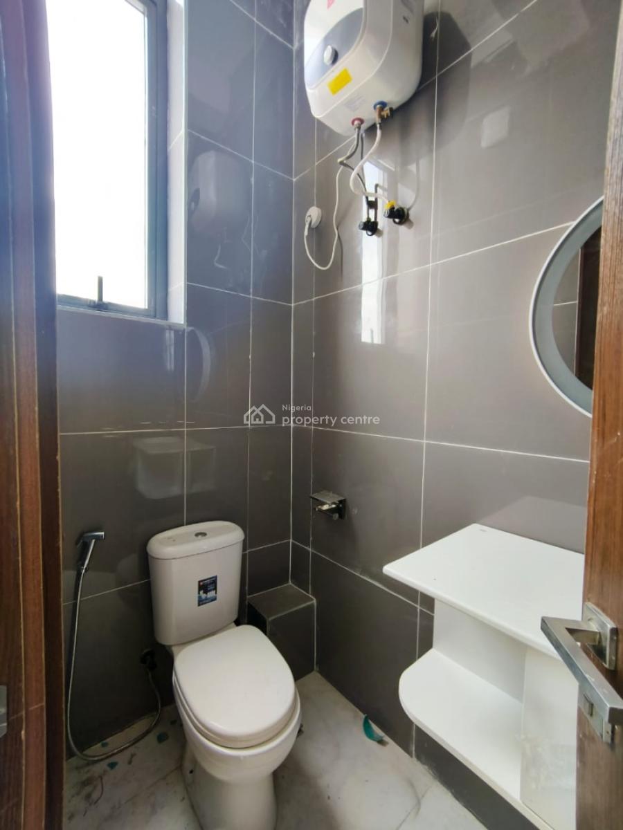 Luxury and Beautiful 2bedroom Apartment with Elevator, Lekki Phase1, Lekki, Lagos, Flat / Apartment for Rent
