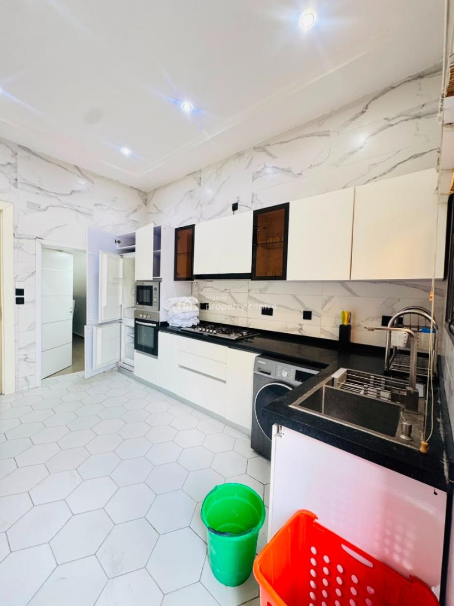 Exquisitely Built 4 Bedroom Terrace Duplex, Lekki Phase 1, Lekki, Lagos, Terraced Duplex for Rent