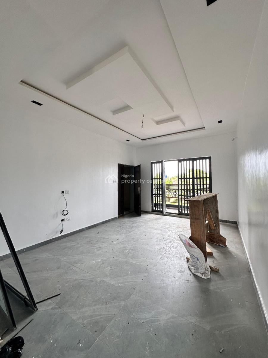 Super Spacious 3 Bedroom Apartment with a Bq, Lekki Scheme 2 Estate, Lekki, Lagos, Flat / Apartment for Rent