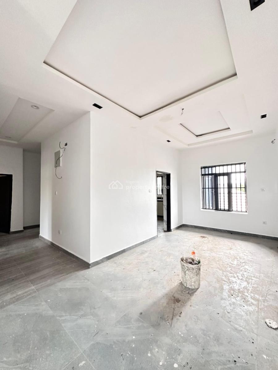 Super Spacious 3 Bedroom Apartment with a Bq, Lekki Scheme 2 Estate, Lekki, Lagos, Flat / Apartment for Rent