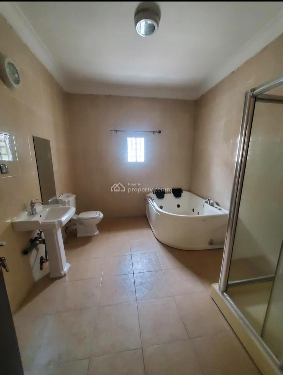 an Executive 5 Bedroom Detached Duplex with Bq, Ikota, Lekki, Lagos, Detached Duplex for Rent
