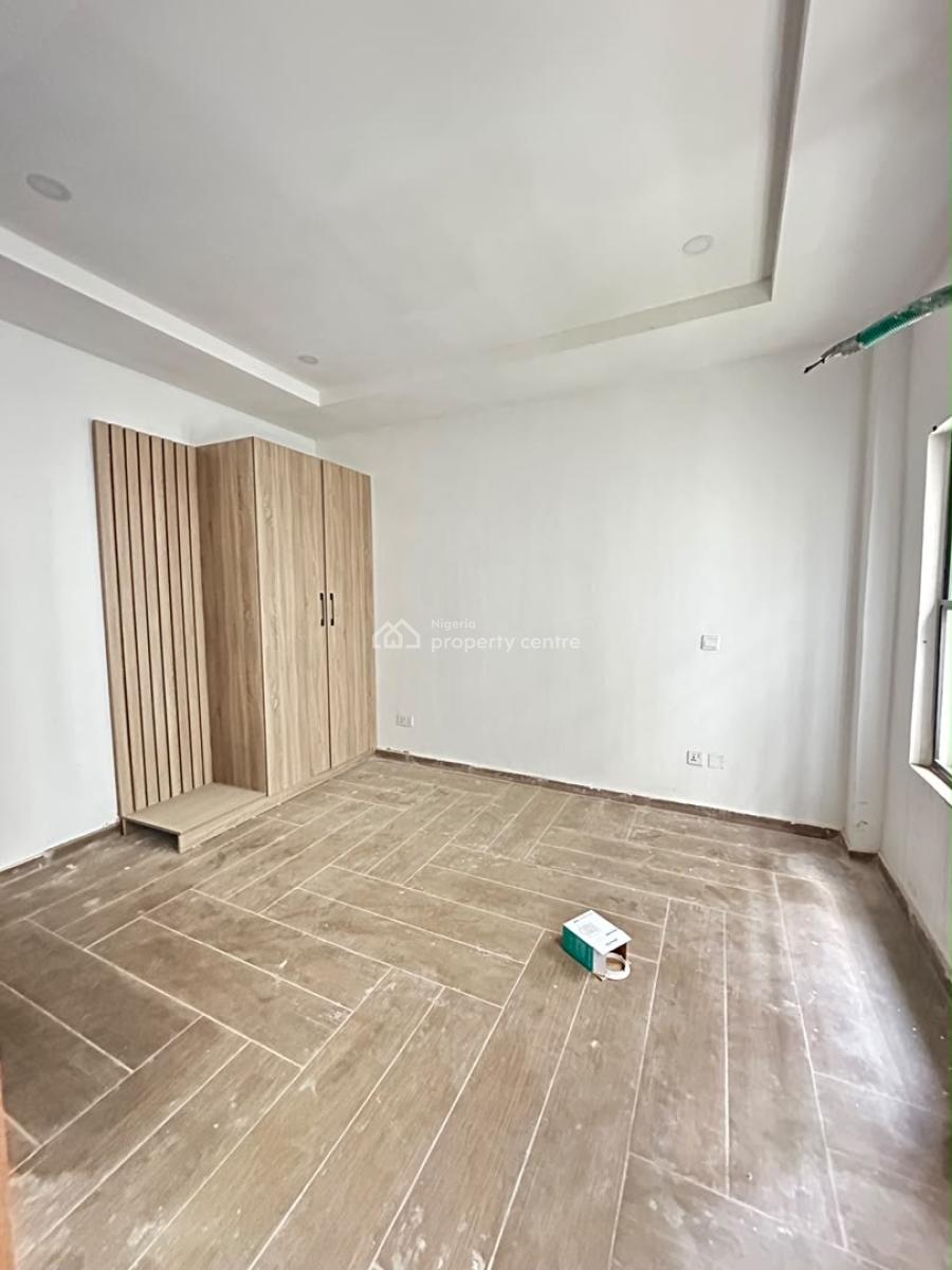 Well-built Luxury Spacious 1 Bedroom Apartment with an Elevator, Lekki Phase 1, Lekki, Lagos, Mini Flat (room and Parlour) for Sale