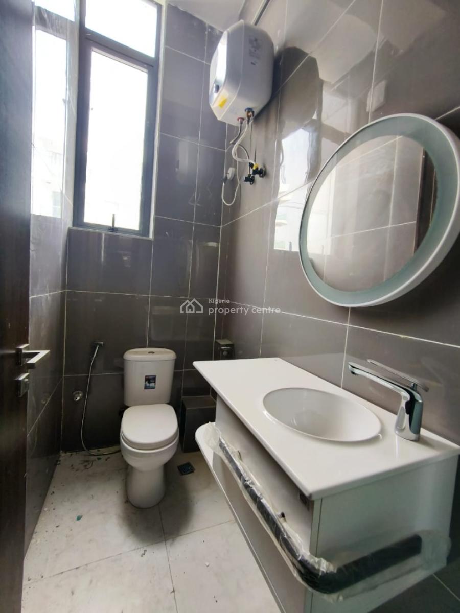 Luxury Beautifully Built  Spacious 2 Bedroom Apartment Elevator., Lekki Phase 1, Lekki, Lagos, House for Rent