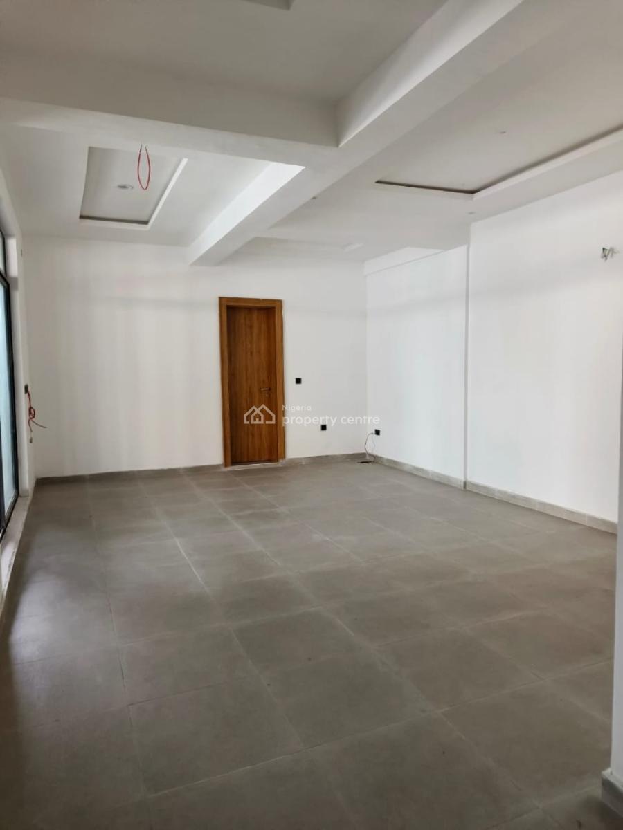 Luxury Beautifully Built  Spacious 2 Bedroom Apartment Elevator., Lekki Phase 1, Lekki, Lagos, House for Rent