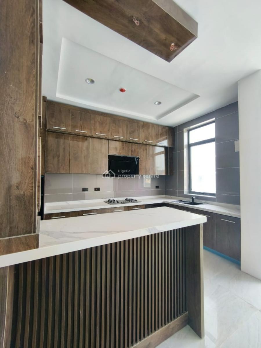 Luxury Beautifully Built  Spacious 2 Bedroom Apartment Elevator., Lekki Phase 1, Lekki, Lagos, House for Rent