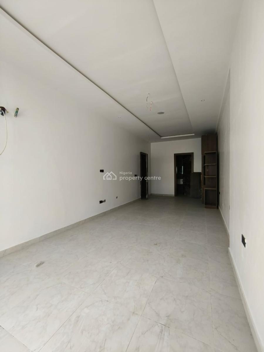 Luxury Beautifully Built  Spacious 2 Bedroom Apartment Elevator., Lekki Phase 1, Lekki, Lagos, House for Rent