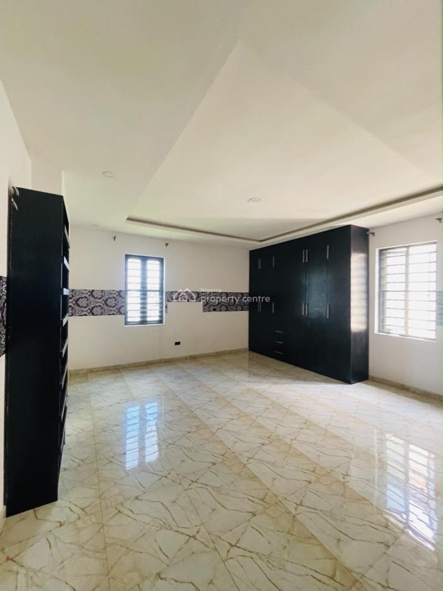5 Bedroom Fully Detached Open Compound, Ikate, Lekki, Lagos, Detached Duplex for Rent