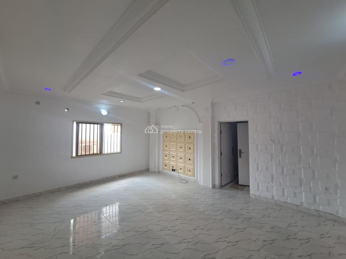 Specious 2bedroom Apartment in a Secured Environment, Lekki Phase 1, Lekki, Lagos, Flat / Apartment for Rent