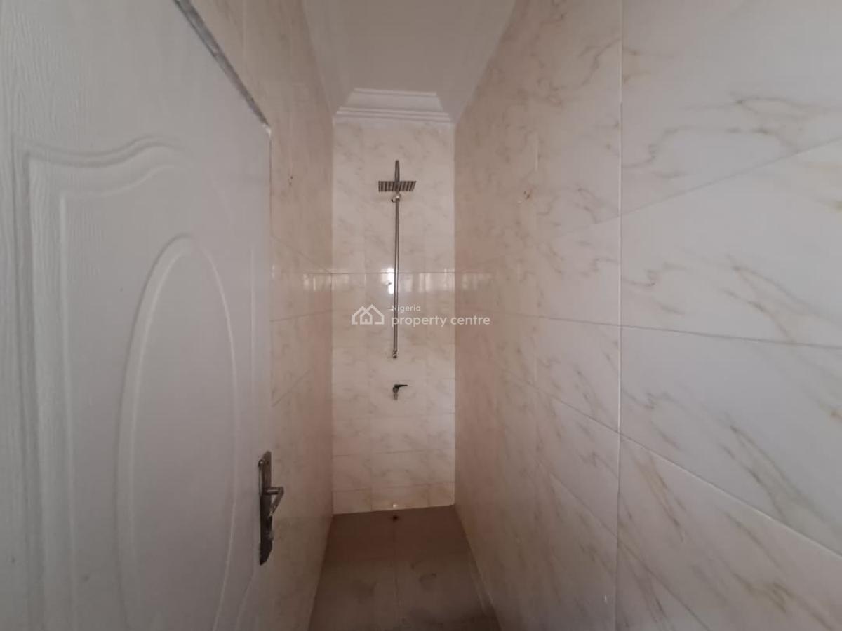 Specious 2bedroom Apartment in a Secured Environment, Lekki Phase 1, Lekki, Lagos, Flat / Apartment for Rent