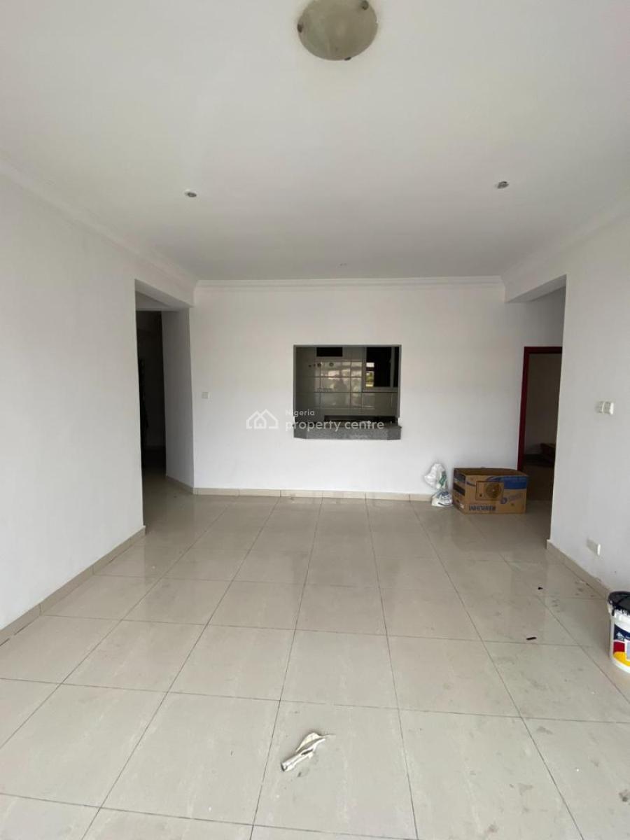 Spacious and Fully Serviced 3 Bedroom Flat, Off Chevron Drive, Lekki - Epe Expressway, Lagos, Lekki, Lagos, Flat / Apartment for Rent