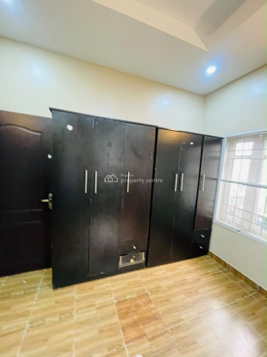 Well Built 2bedroom Apartment, Osapa, Lekki, Lagos, Flat / Apartment for Rent