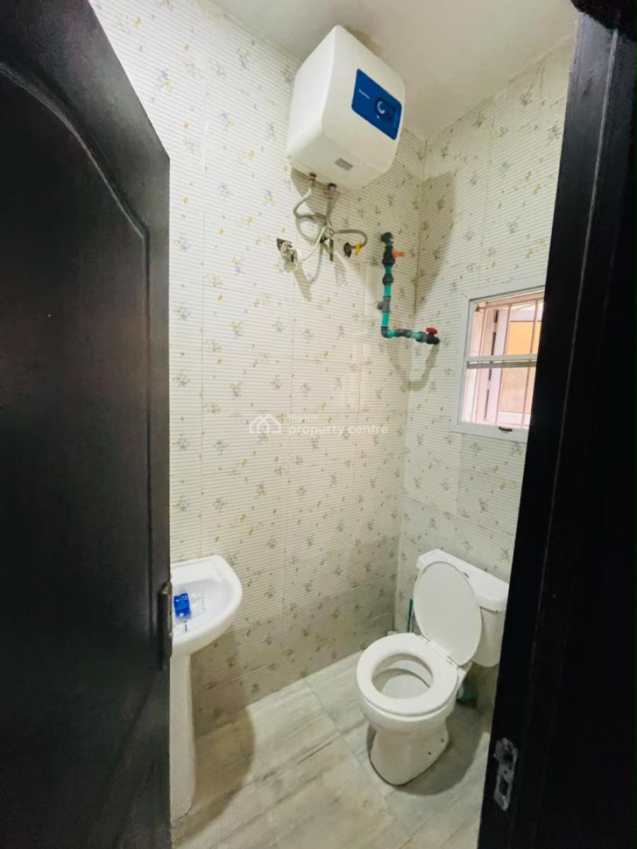 Well Built 2bedroom Apartment, Osapa, Lekki, Lagos, Flat / Apartment for Rent