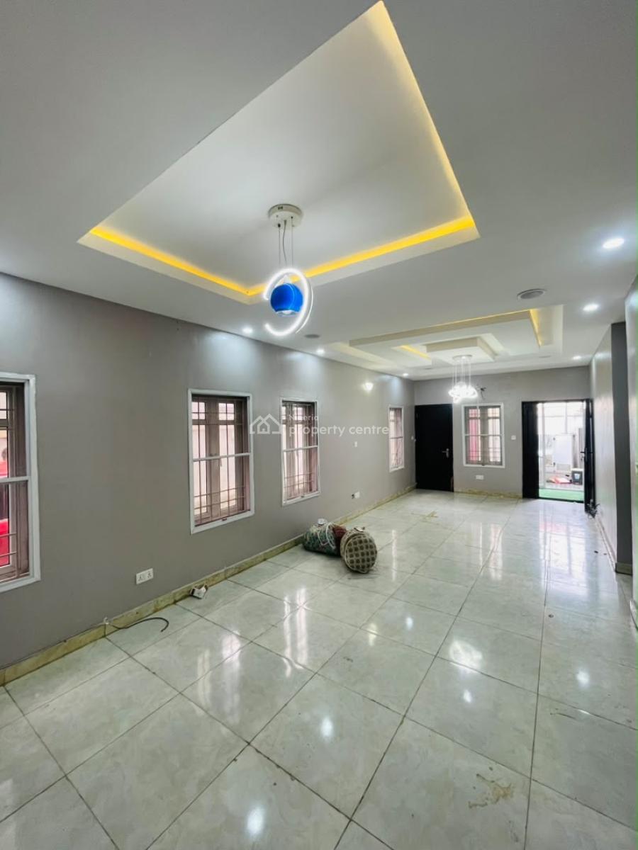 Well Built 2bedroom Apartment, Osapa, Lekki, Lagos, Flat / Apartment for Rent