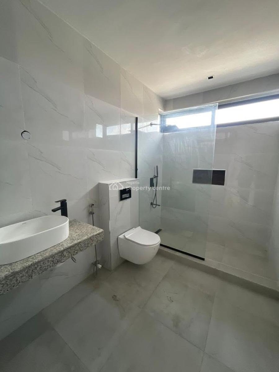 3bedrooms Apartment with Bq Available, Lekki Phase 1, Lekki, Lagos, House for Rent