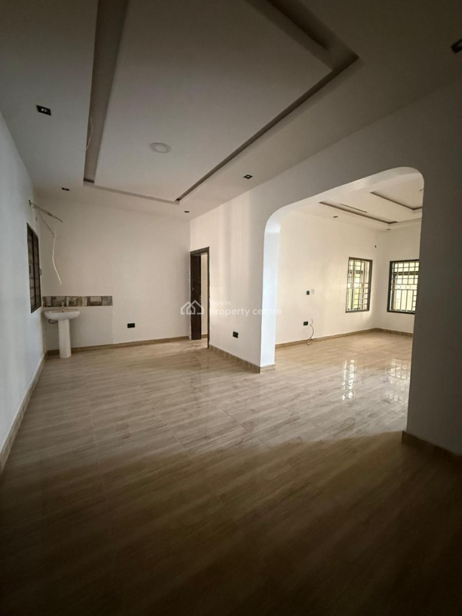 a Very Specious and Tastefully Finished 2bedroom Block of Flats, Guzape, Guzape District, Abuja, Flat / Apartment for Rent