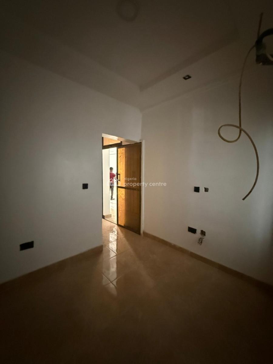 a Very Specious and Tastefully Finished 2bedroom Block of Flats, Guzape, Guzape District, Abuja, Flat / Apartment for Rent