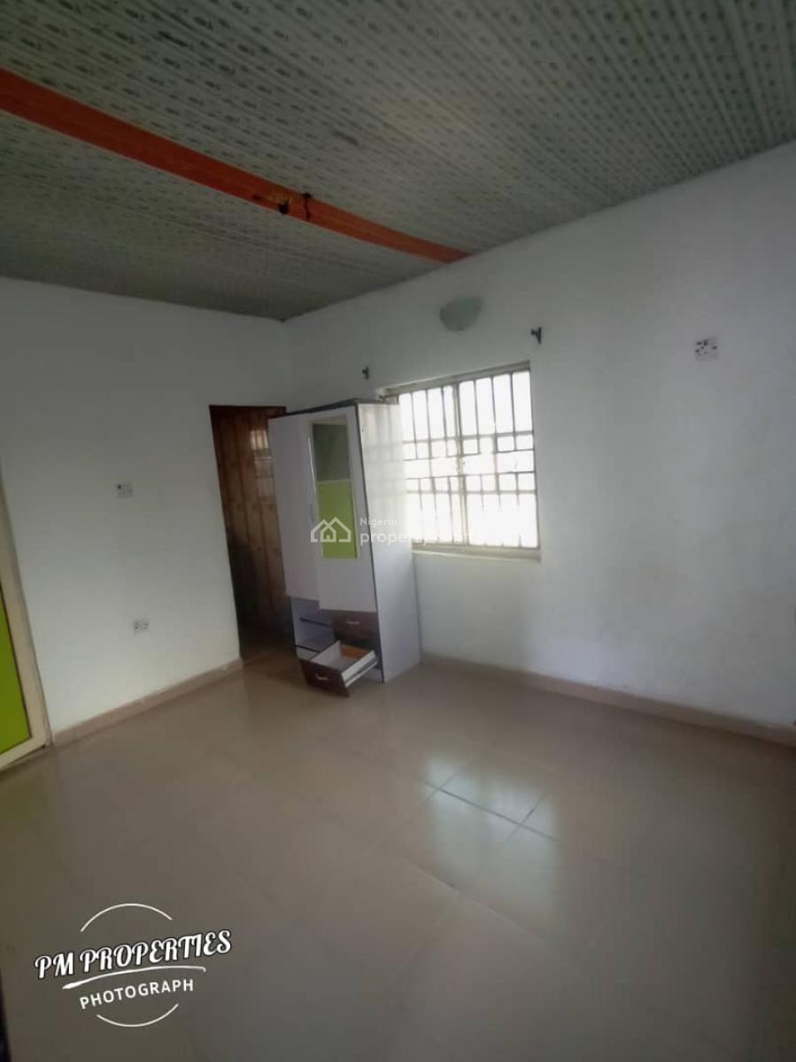 Room Self, Makogi, Magboro, Ogun, Self Contain (single Rooms) for Rent