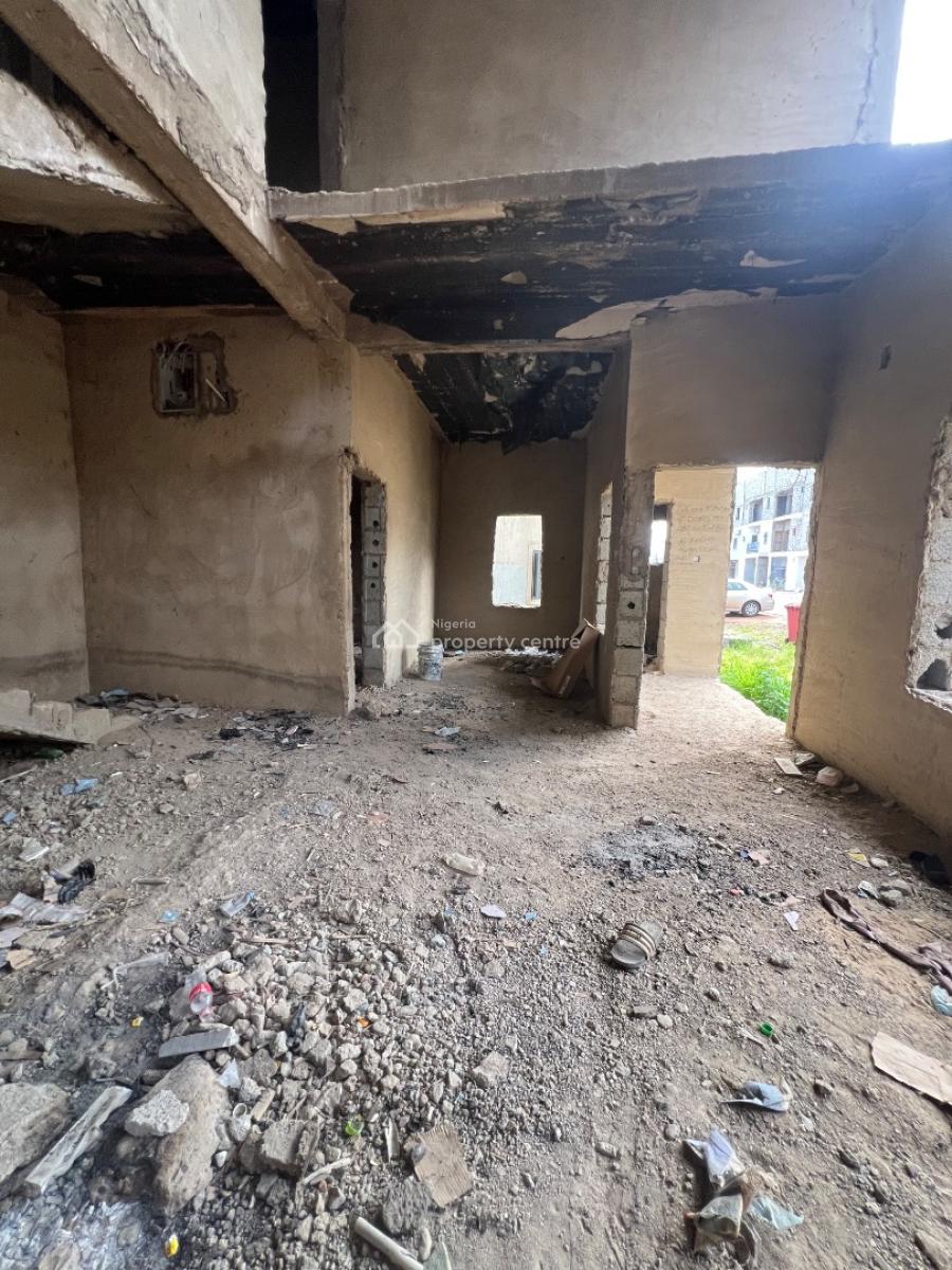 5 Bedrooms Detached Duplex in a Highly Secured Estate/ Private Compoun, Dawaki, Gwarinpa, Abuja, Detached Duplex for Sale