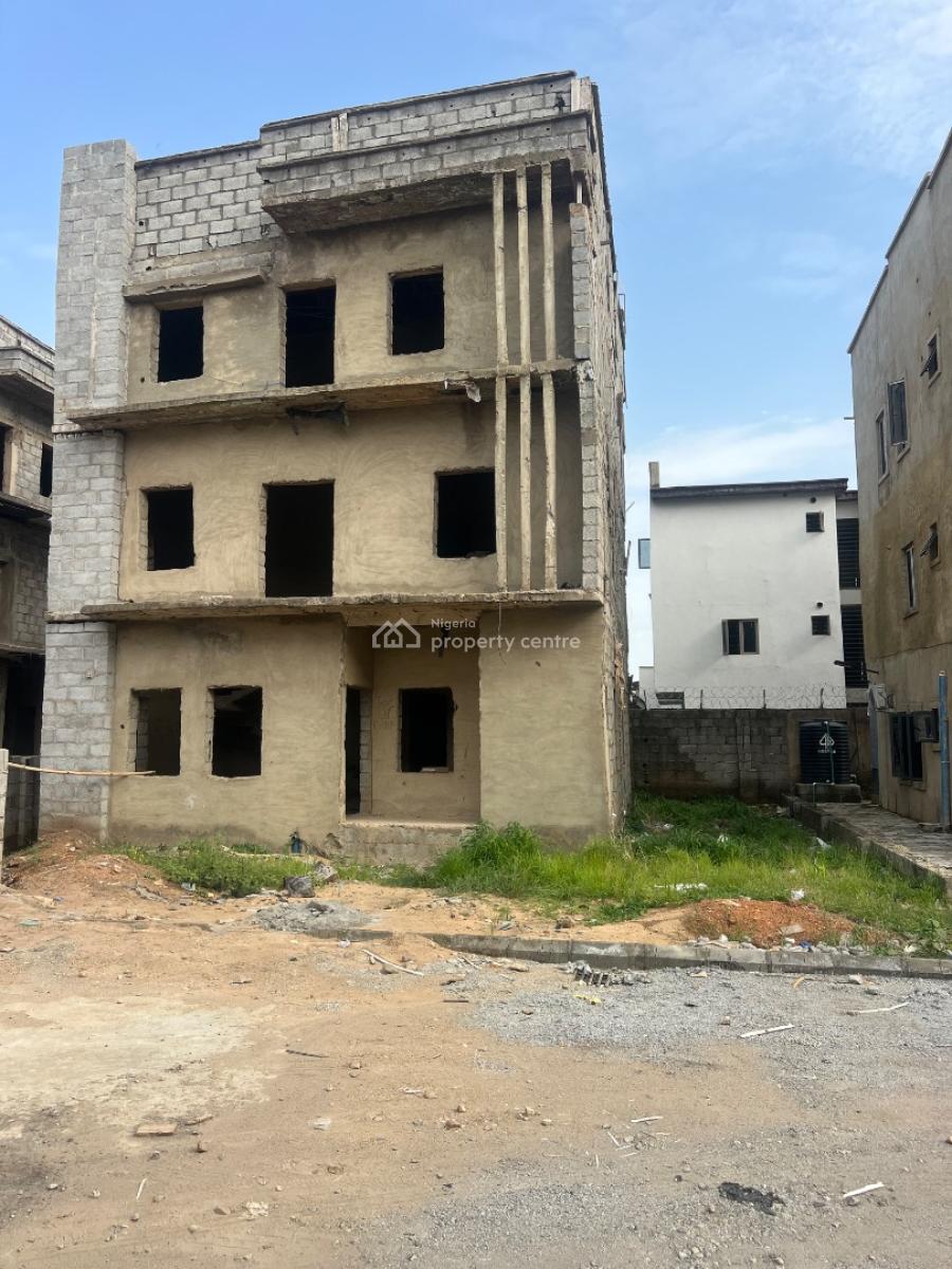 5 Bedrooms Detached Duplex in a Highly Secured Estate/ Private Compoun, Dawaki, Gwarinpa, Abuja, Detached Duplex for Sale