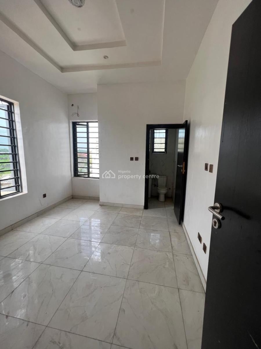 Luxury 4bedroom Self Service Terrace House, New Road Lekki Lagos, Lekki, Lagos, Terraced Duplex for Rent