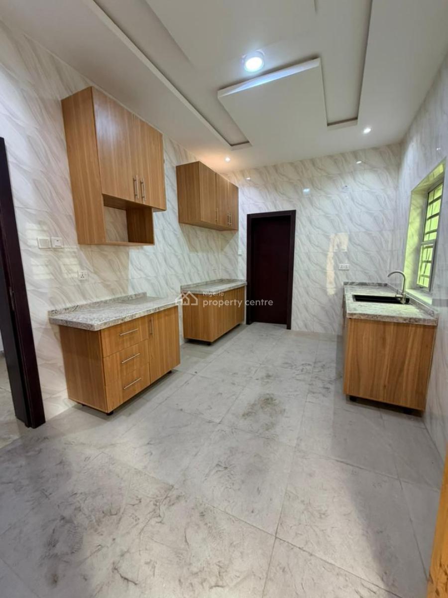 Cozy 3 Bed Apartment in a Well Secured Estate, Gra Phase 2, Magodo, Lagos, Flat / Apartment for Sale