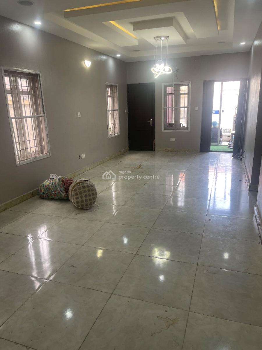 Lovely Self Service 2bedroom in a Call to Access Estate, Osera Estate, Osapa, Lekki, Lagos, Flat / Apartment for Rent