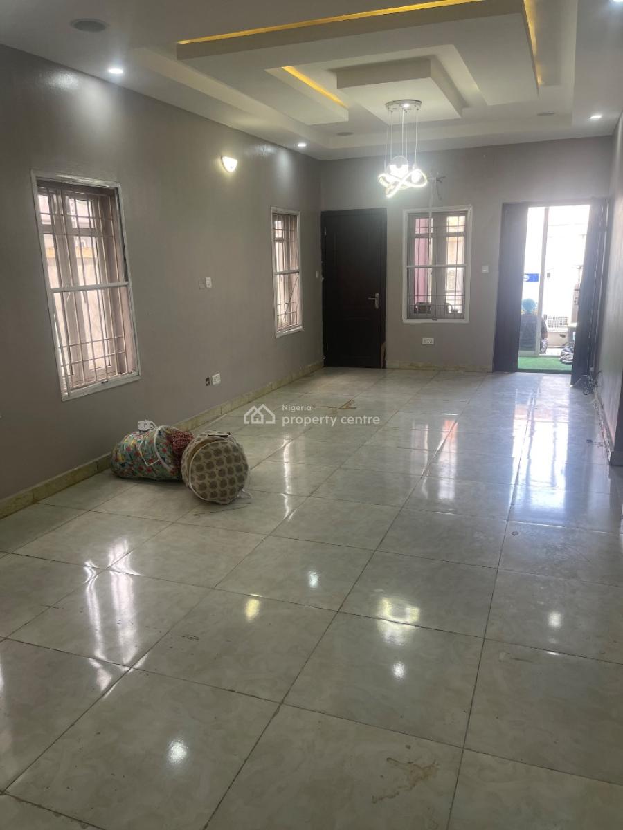 Lovely Self Service 2bedroom in a Call to Access Estate, Osera Estate, Osapa, Lekki, Lagos, Flat / Apartment for Rent
