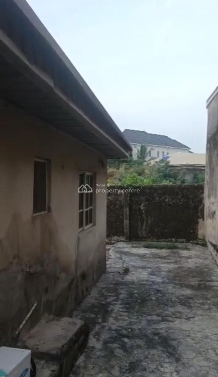Block of Flat, Greenleaf Estate, Ebute, Ikorodu, Lagos, Block of Flats for Sale