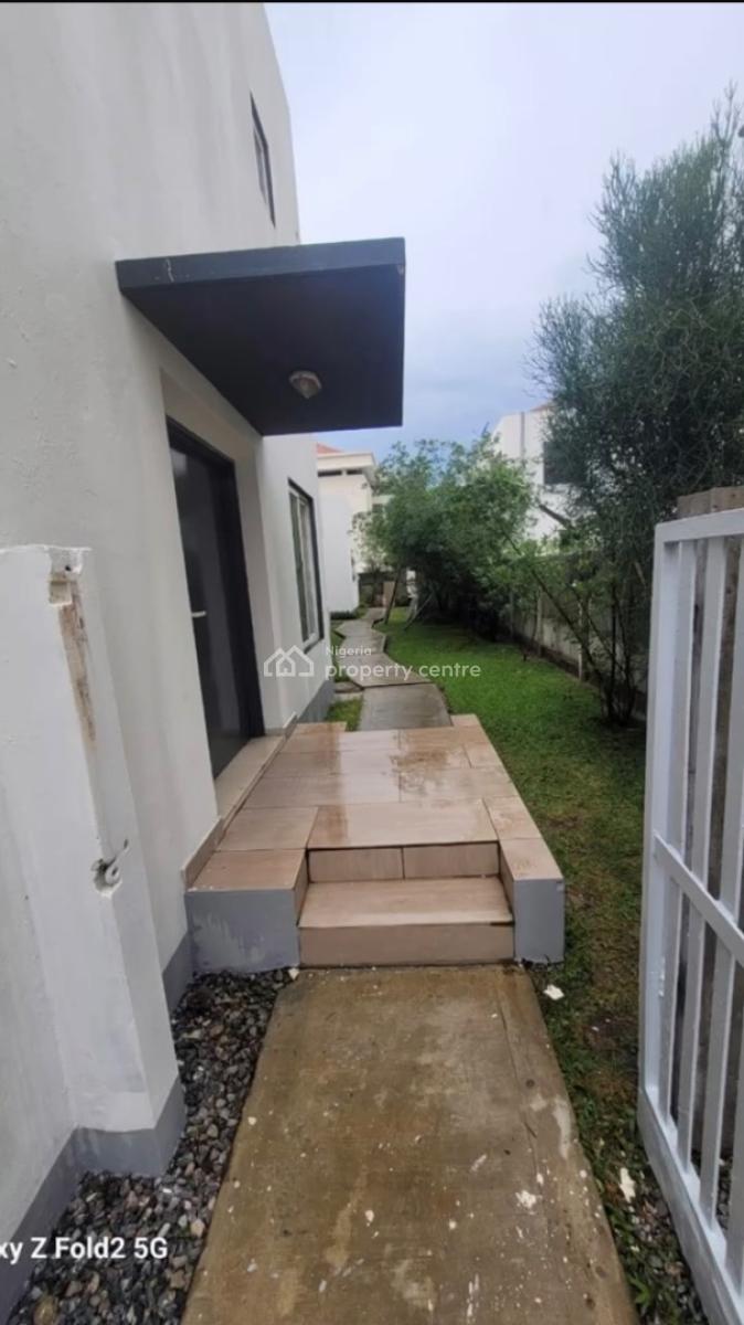 a Well Maintained 5 Bedroom Fully Detached Duplex, Nicon Town Lekki Lagos, Lekki, Lagos, Detached Duplex for Sale