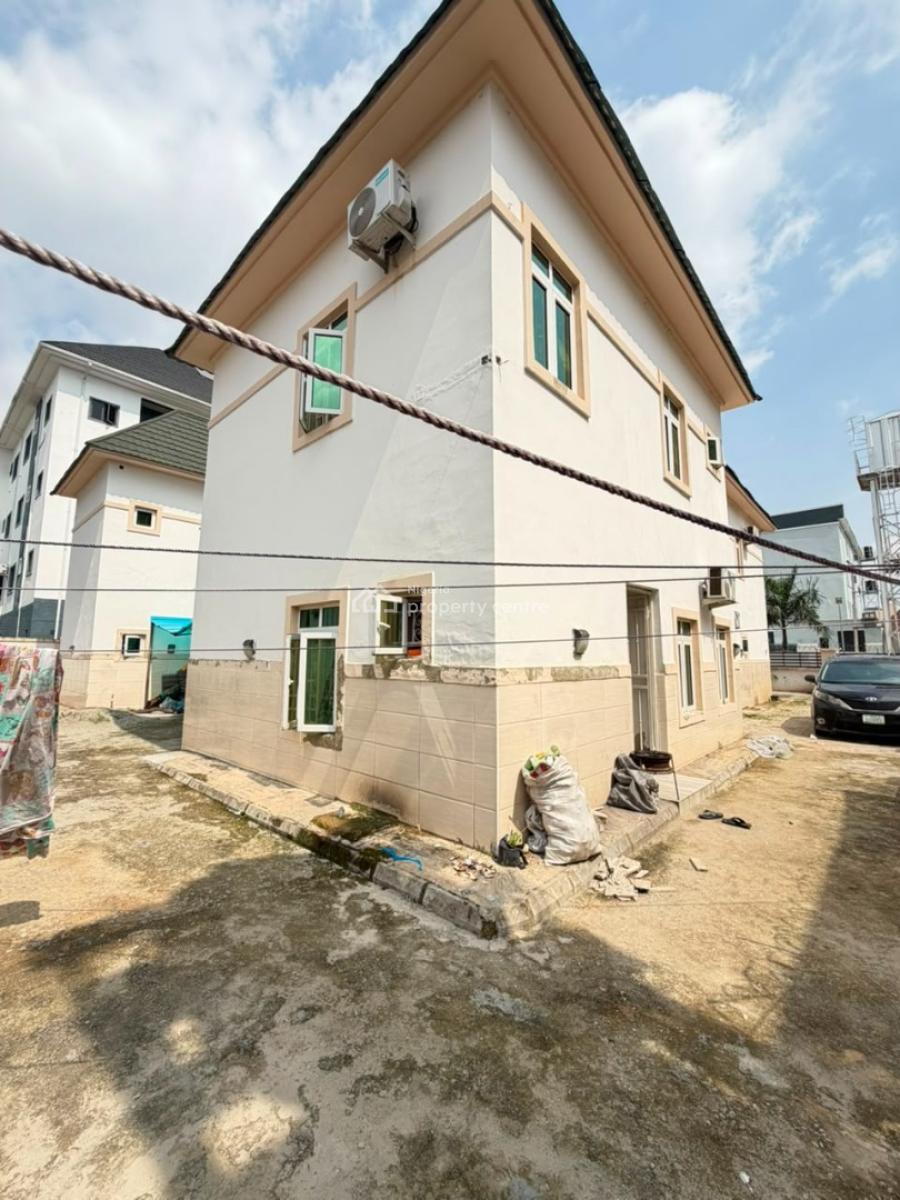 8 Bedroom Duplex with a Room Bq, Jahi Gilmore, Abuja, Jahi, Abuja, House for Sale