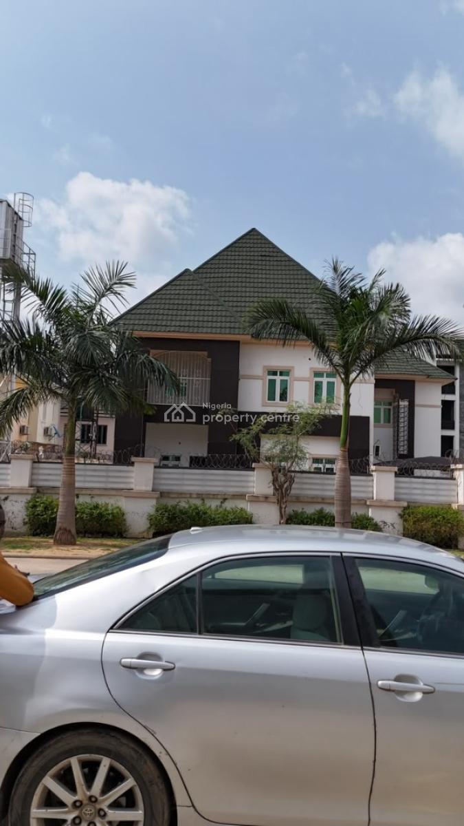 8 Bedroom Duplex with a Room Bq, Jahi Gilmore, Abuja, Jahi, Abuja, House for Sale