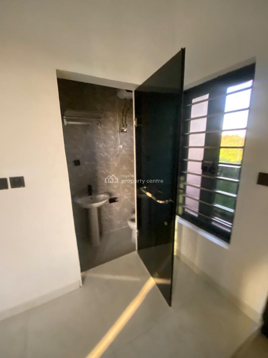 4bedroom Duppex Comes with Bq, Beechwood Estate, Imalete Alafia, Ibeju Lekki, Lagos, Semi-detached Duplex for Sale