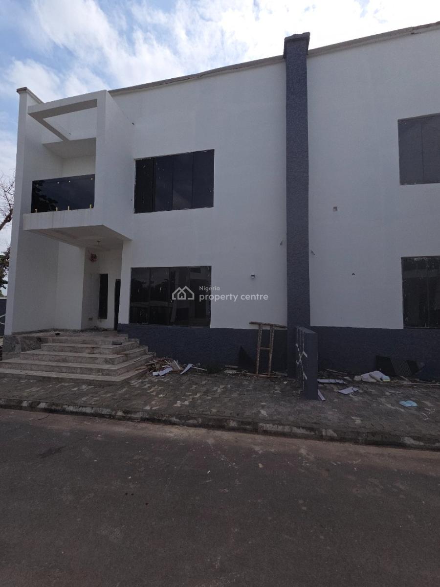 Luxury 4-bedroom  Semi-detached Duplex + 1room Bq, Durumi Via Firs Training School, Area 1, Garki, Abuja, Semi-detached Duplex for Rent
