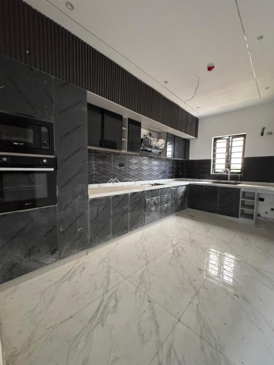 Uniquely Built 3 Bedroom Apartment with Bq, Elevator, Ikeja Gra, Ikeja, Lagos, Flat / Apartment for Sale
