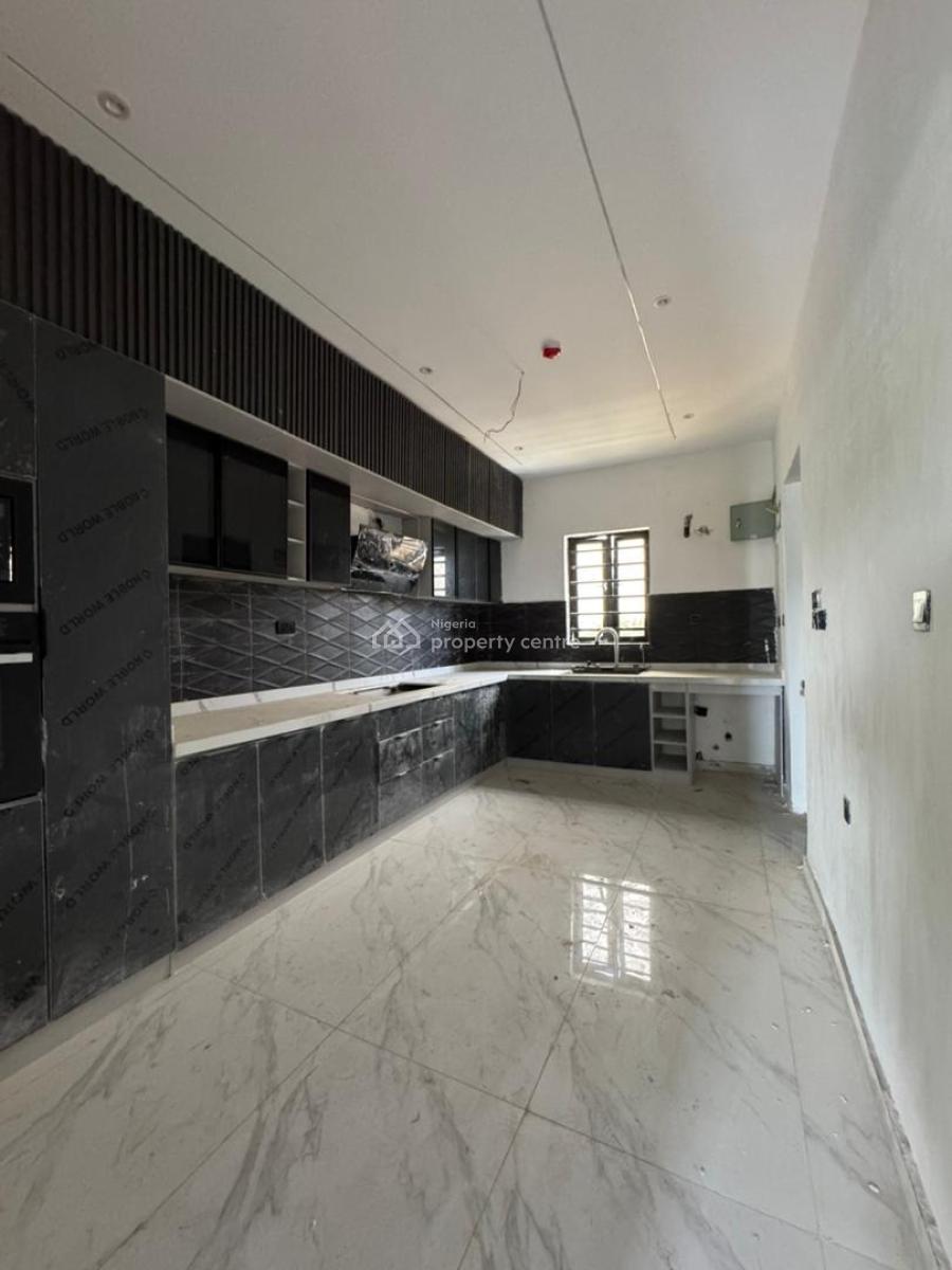 Uniquely Built 3 Bedroom Apartment with Bq, Elevator, Ikeja Gra, Ikeja, Lagos, Flat / Apartment for Sale
