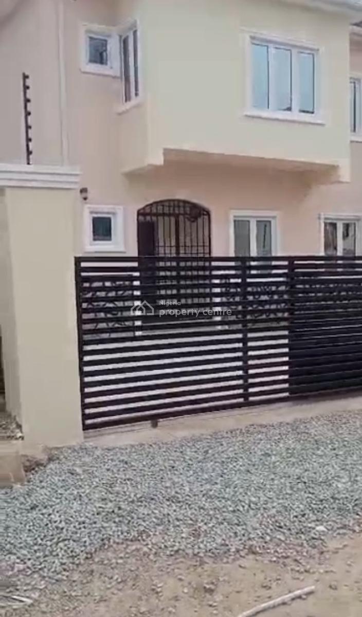 3bedroom Terrace Duplex with Bq in Karsana, Kaniz Estate, Karsana, Abuja, Terraced Duplex for Sale