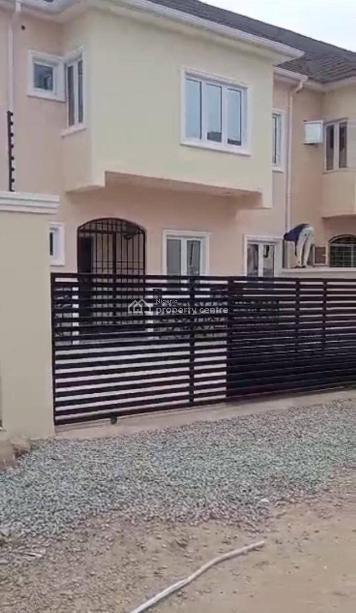 3bedroom Terrace Duplex with Bq in Karsana, Kaniz Estate, Karsana, Abuja, Terraced Duplex for Sale