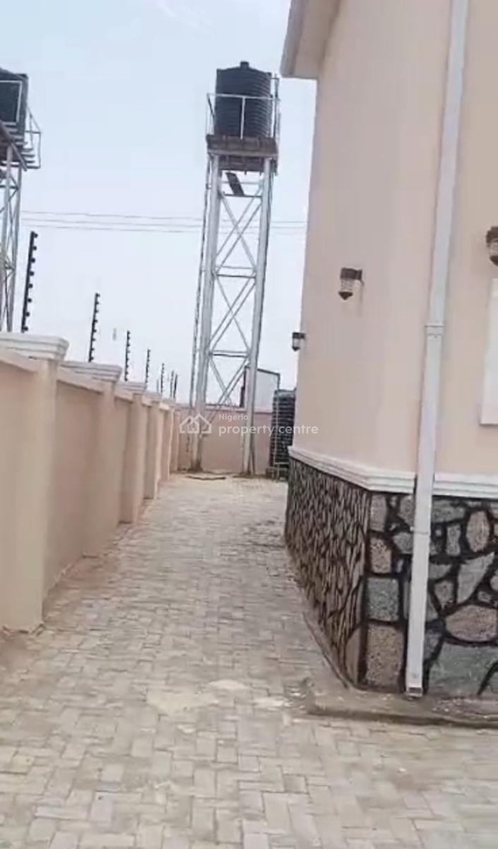 3bedroom Terrace Duplex with Bq in Karsana, Kaniz Estate, Karsana, Abuja, Terraced Duplex for Sale