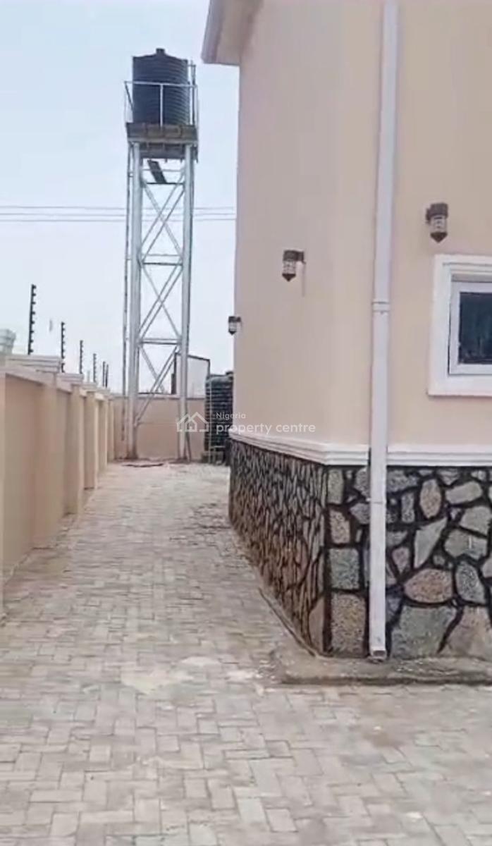 3bedroom Terrace Duplex with Bq in Karsana, Kaniz Estate, Karsana, Abuja, Terraced Duplex for Sale