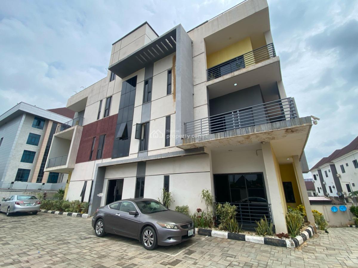 Serviced 3 Bedroom Apartment with Bq, Wuye, Abuja, Flat / Apartment for Rent