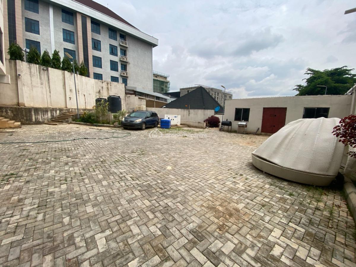Serviced 3 Bedroom Apartment with Bq, Wuye, Abuja, Flat / Apartment for Rent