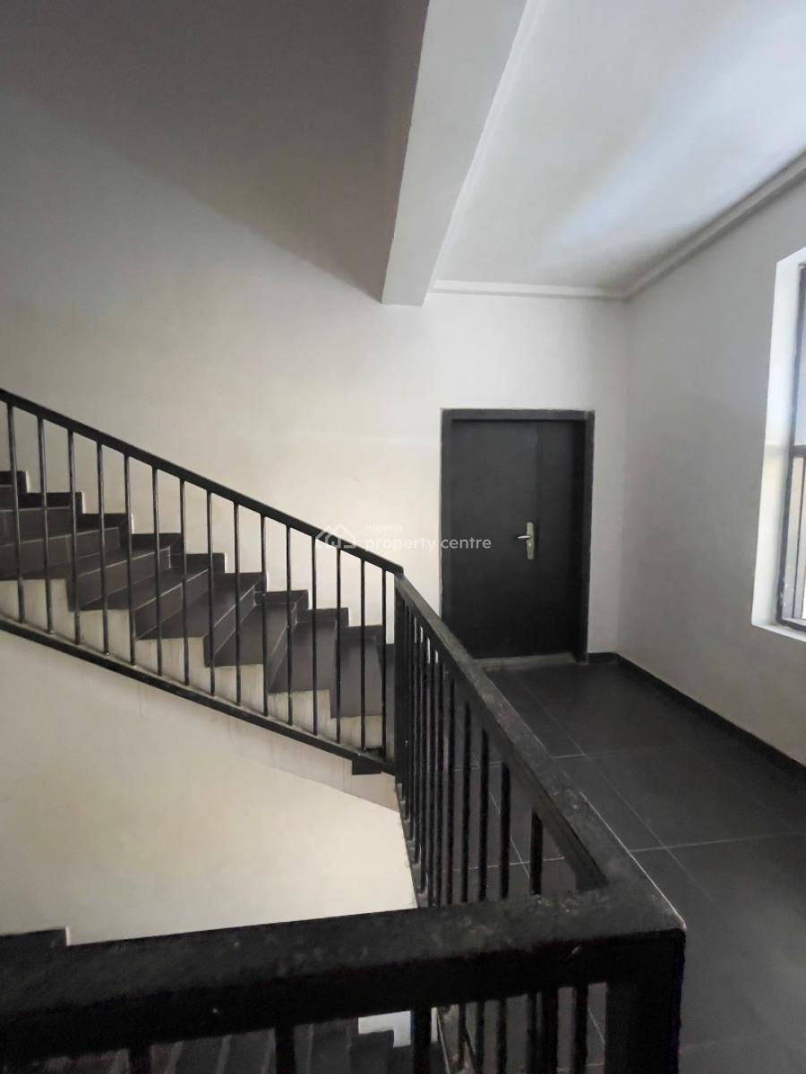 Nicely Built 3bedroom Flat with Bq Upstairs, Ikate Elegushi Lekki Lagos, Ikate, Lekki, Lagos, Flat / Apartment for Rent