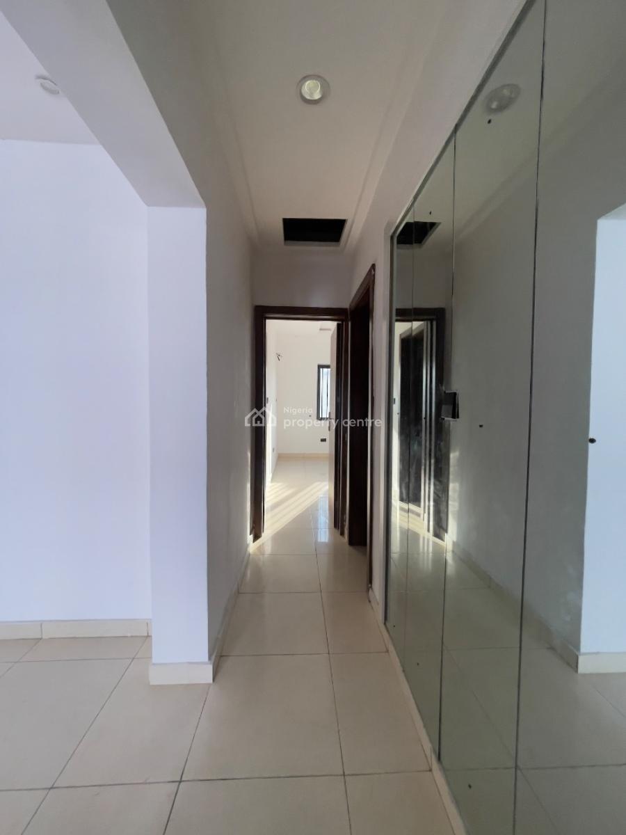 Nicely Built 3bedroom Flat with Bq Upstairs, Ikate Elegushi Lekki Lagos, Ikate, Lekki, Lagos, Flat / Apartment for Rent