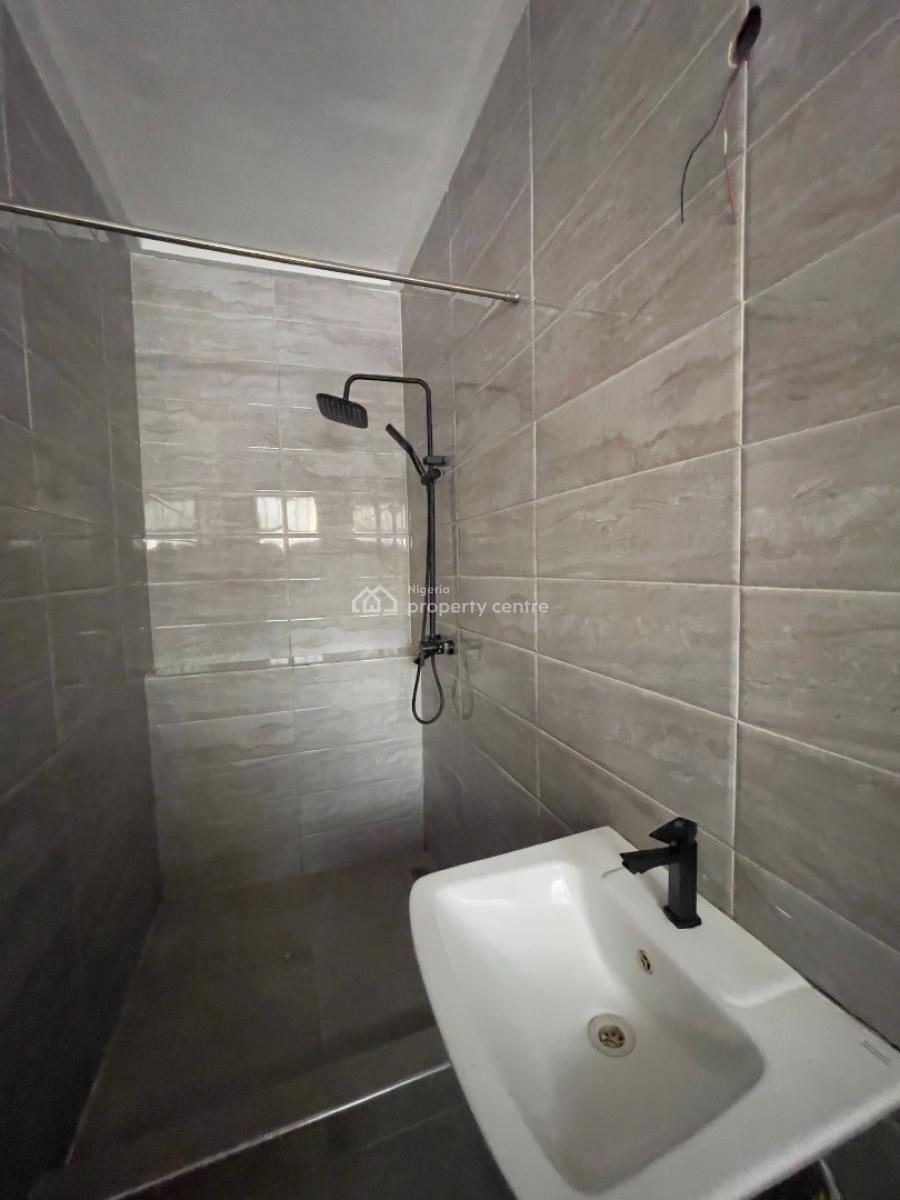 Nicely Built 3bedroom Flat with Bq Upstairs, Ikate Elegushi Lekki Lagos, Ikate, Lekki, Lagos, Flat / Apartment for Rent