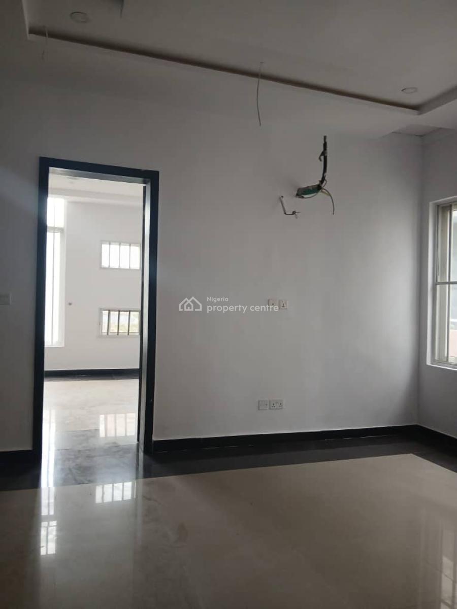 4 Bedroom Terrace with a Bq, Shoprite Road Osapa Lekki Lagos, Osapa, Lekki, Lagos, Terraced Duplex for Rent