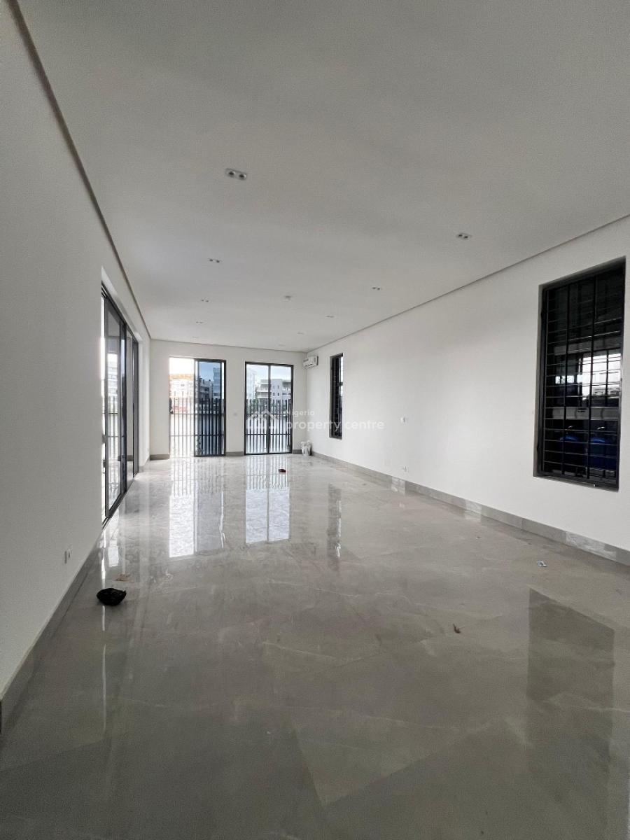 Waterfront 5 Bed Duplex with Elevator, Pool, Office & Cinema, Located in an Exclusive Estate, Ikoyi, Lagos, Detached Duplex for Sale
