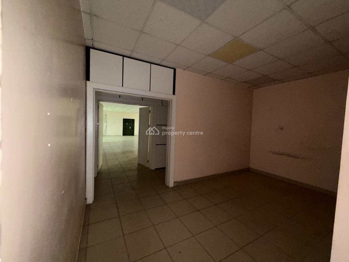 Serviced 350sqm Office Space in an Office Complex, Mabushi, Abuja, Office Space for Rent