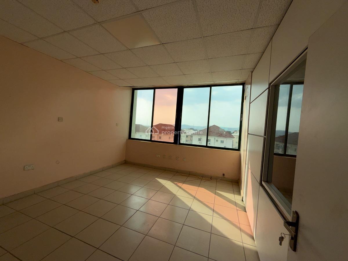 Serviced 350sqm Office Space in an Office Complex, Mabushi, Abuja, Office Space for Rent