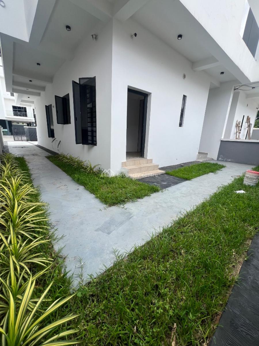 Spacious 5 Bedroom Semi Detached Duplex, Good for Family Living in a Good and Secure Environment, Ikeja Gra, Ikeja, Lagos, Semi-detached Duplex for Sale